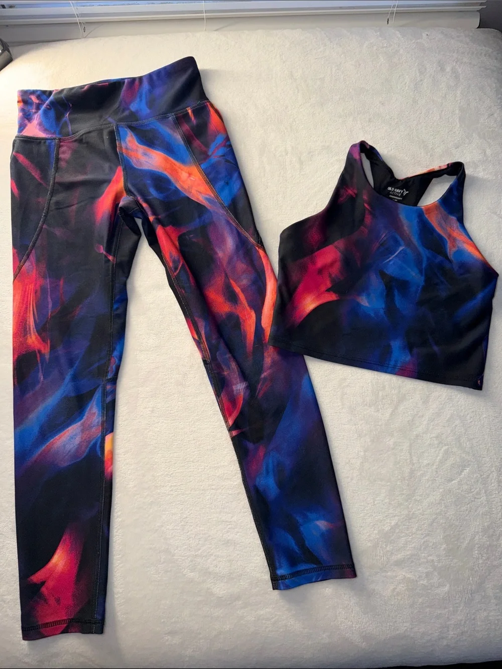 Old Navy Kids Active Set Leggings & Crop Top in Black, Blue, Red, Orange, Purple